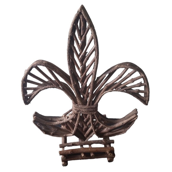 Vintage Natural Grapevine Twig Fleur De Lis, Boho Home Decor - Picture 1 of 8